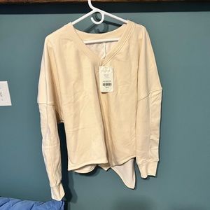 NWT Fabletics Mira Pullover Sweatshirt